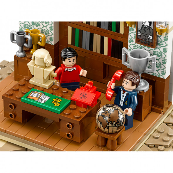 Конструктор LEGO Коллекционные наборы 76052 Логово Бэтмена в Ростове-на-Дону