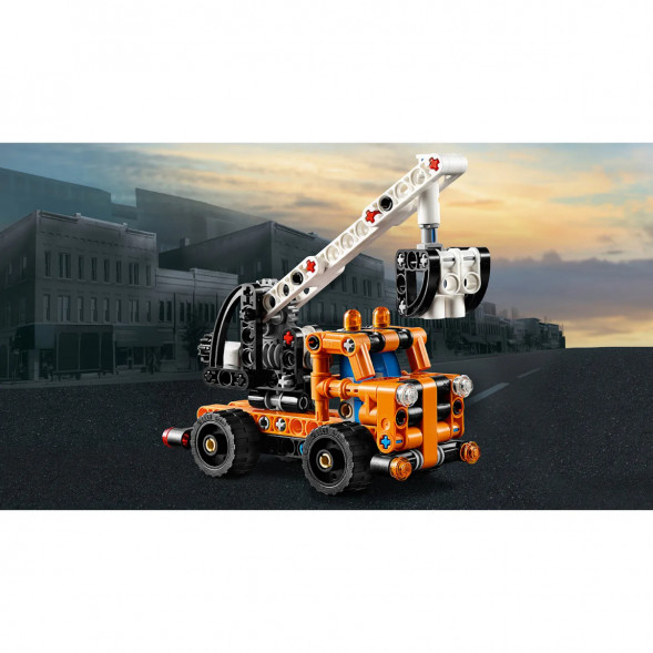 Конструктор LEGO Technic 42088 Ремонтный автокран в Ростове-на-Дону