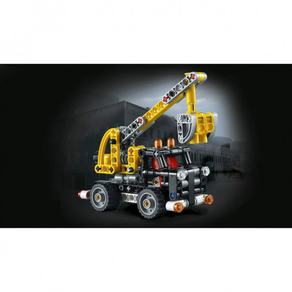 Конструктор LEGO Technic 42031 Ремонтный автокран в Ростове-на-Дону