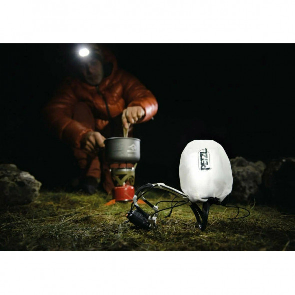 Налобный фонарь Petzl Actik Core E065AA00, 600 лм, серый в Ростове-на-Дону